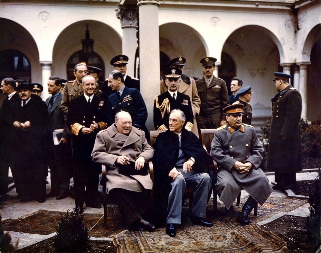 Churchill,_Stalin,_Roosevelt