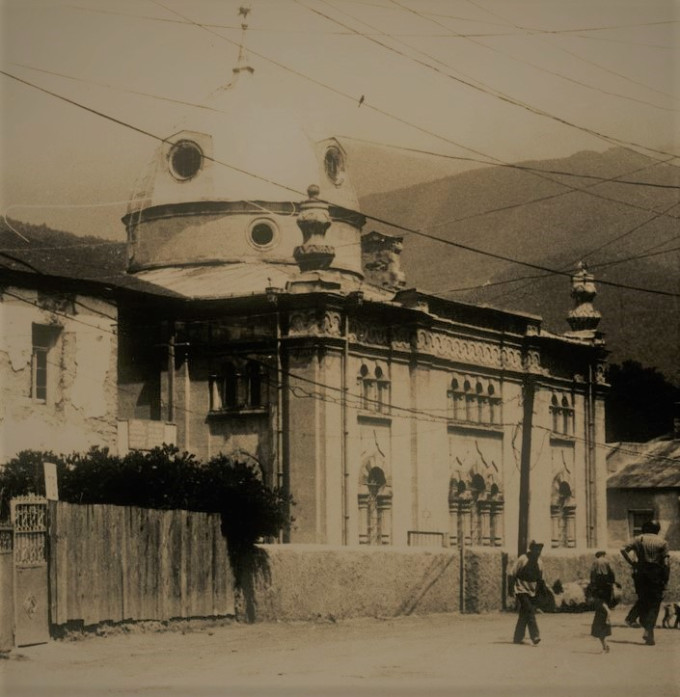 onis_sinagoga_1990